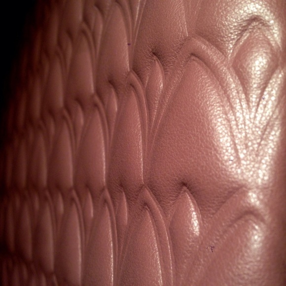 NWT Reece Hudson Bowery Clutch pouch in mauve - Picture 4 of 7